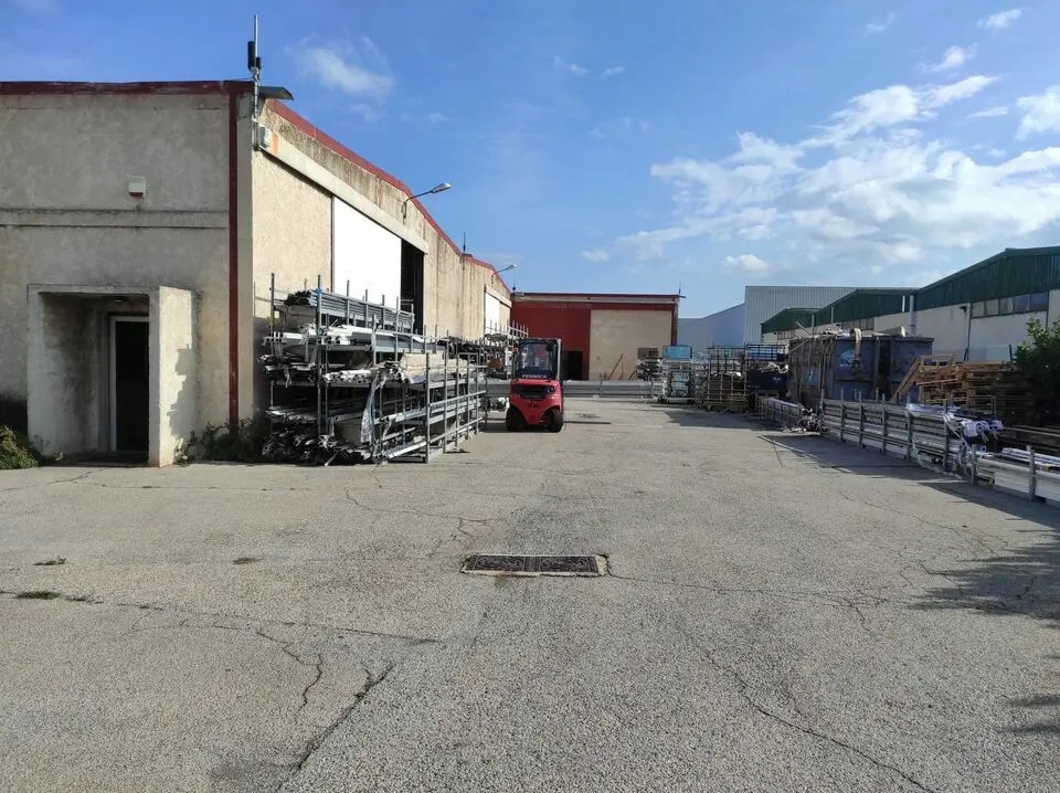 22 Rue D'Athenes, Vitrolles for lease Building Photo- Image 1 of 4