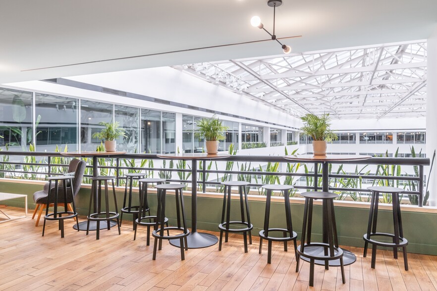 1900 Market St, Philadelphia, PA for lease - Interior Photo - Image 2 of 15