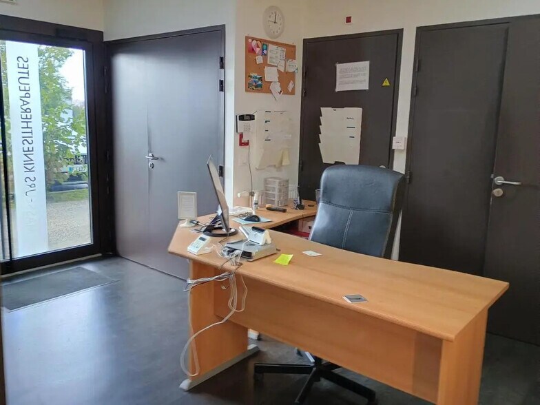 Bureau dans Grenoble à louer - Photo intérieure - Image 3 de 12