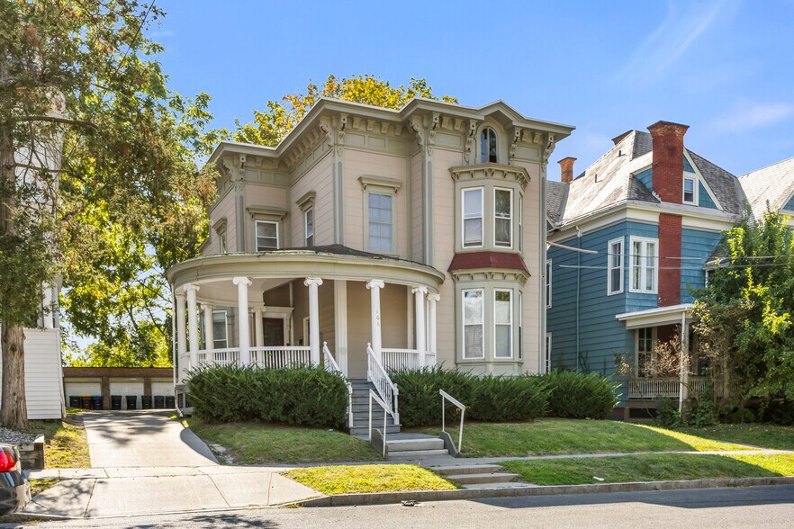 18 Units-Washington Park / Albany Med portefeuille de 2 propriétés à vendre sur LoopNet.ca - Photo du bâtiment - Image 3 de 68