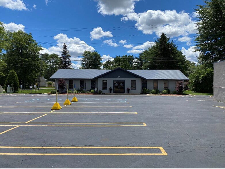 33111 Ford Rd, Garden City, MI for sale - Primary Photo - Image 1 of 1