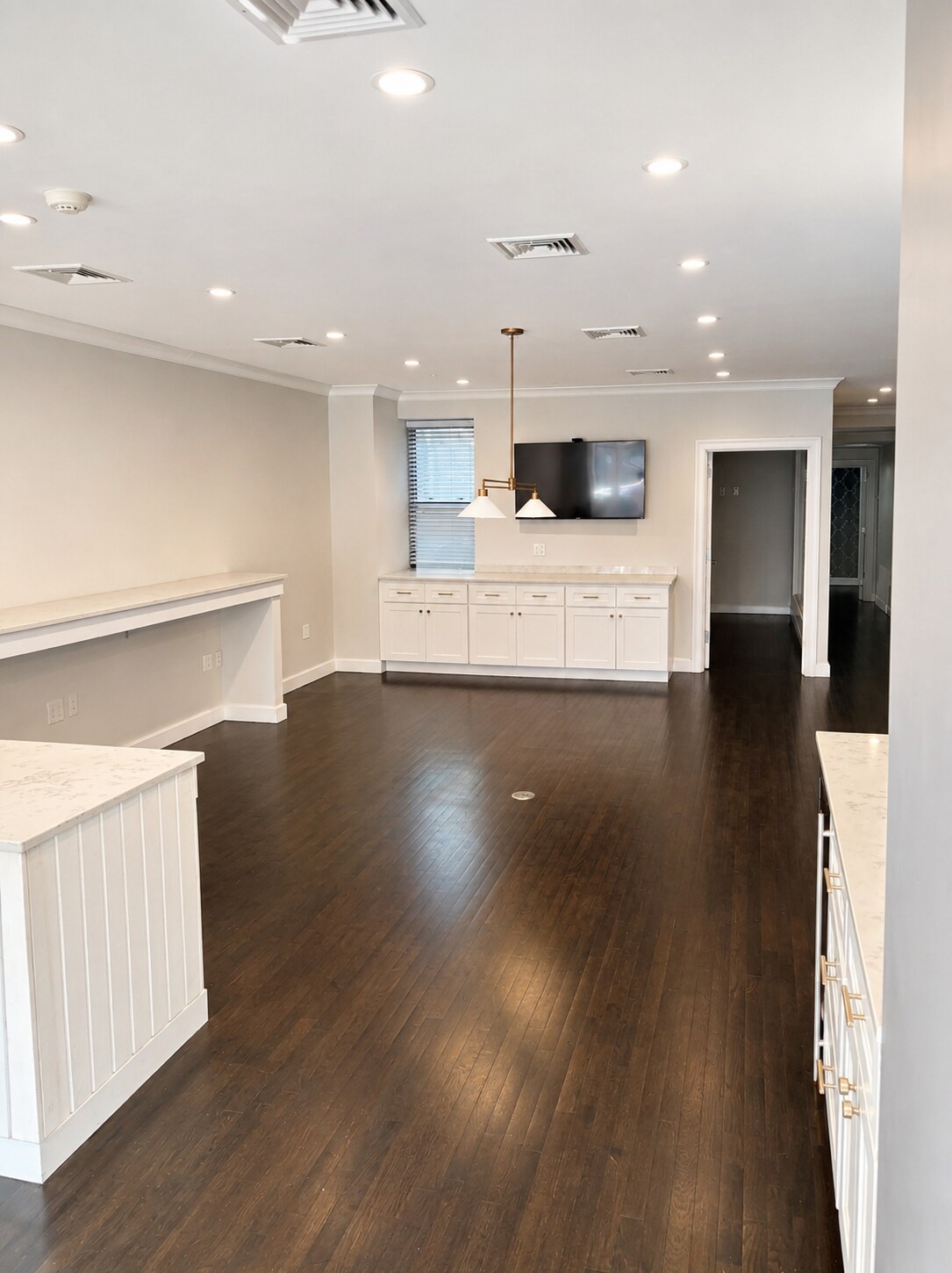 188 Sumner St, East Boston, MA for lease Interior Photo- Image 1 of 7