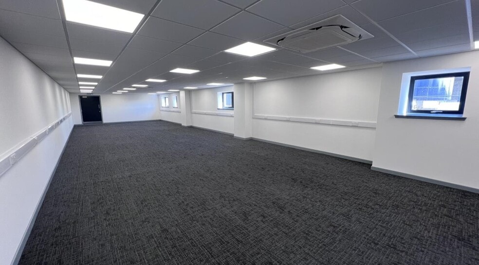 9 Hareness Cir, Aberdeen à louer - Photo intérieure - Image 3 de 4