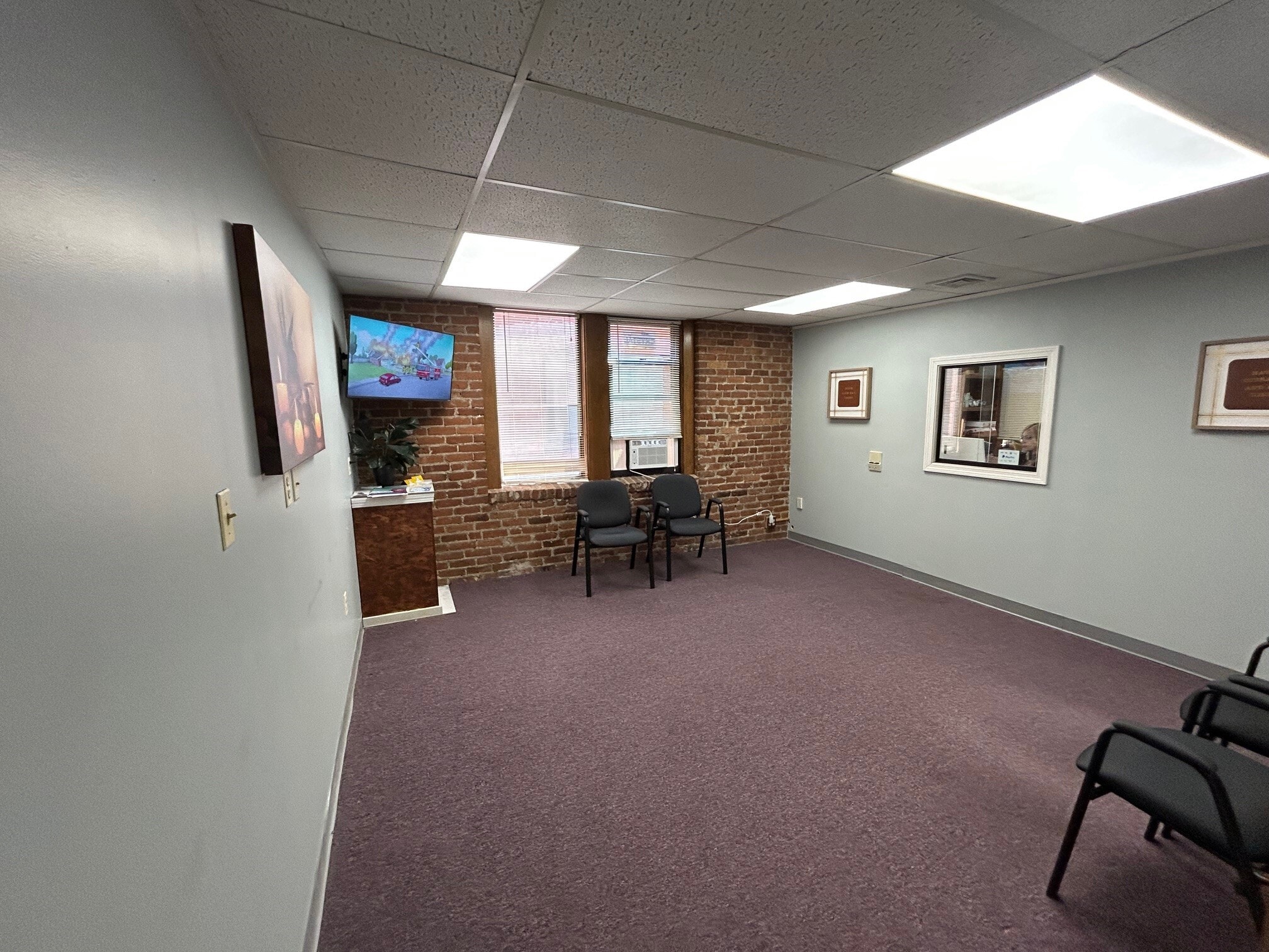 20 Maple St, Springfield, MA à louer Photo intérieure- Image 1 de 7