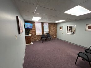 20 Maple St, Springfield, MA à louer Photo intérieure- Image 1 de 7