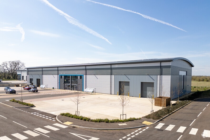 Rycote Ln, Thame for lease - Primary Photo - Image 2 of 17