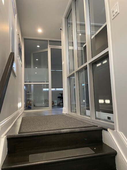 3936 Amboy Rd, Staten Island, NY à vendre - Photo du bâtiment - Image 2 de 20