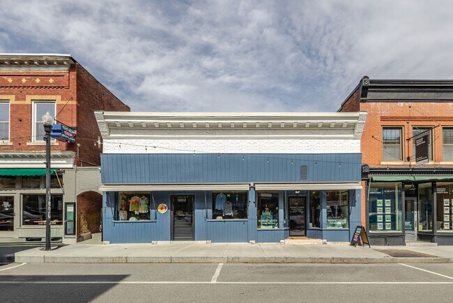 More details for 14 Railroad St, Great Barrington, MA - Retail for Sale