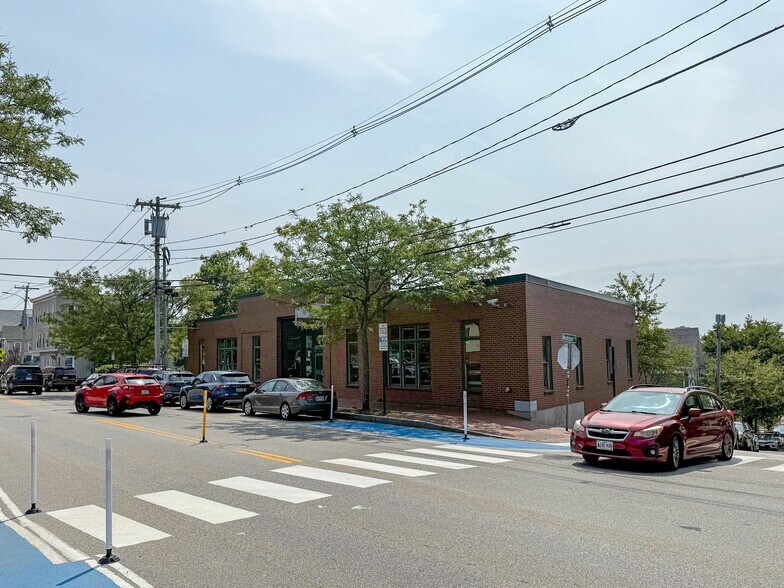 94 Washington Ave, Portland, ME à louer - Photo du bâtiment - Image 1 de 7