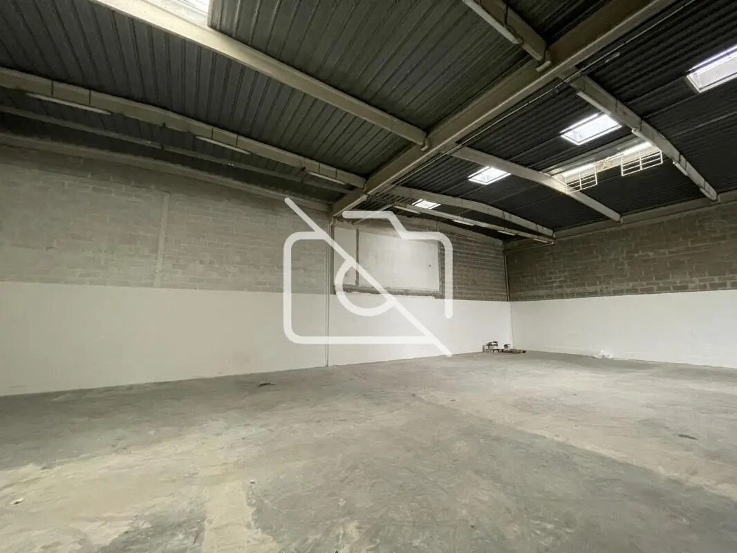 Flex in Valenton for lease Building Photo- Image 1 of 4