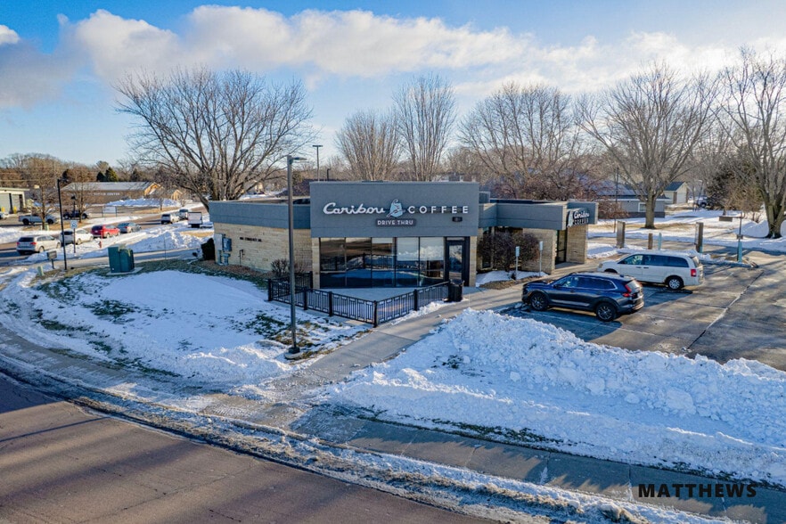 1661 Commerce Dr, North Mankato, MN for sale - Primary Photo - Image 1 of 4