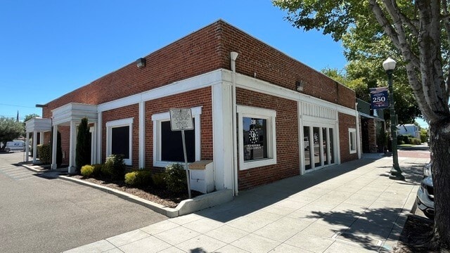 150 W 10th St, Tracy, CA for lease - Building Photo - Image 3 of 6