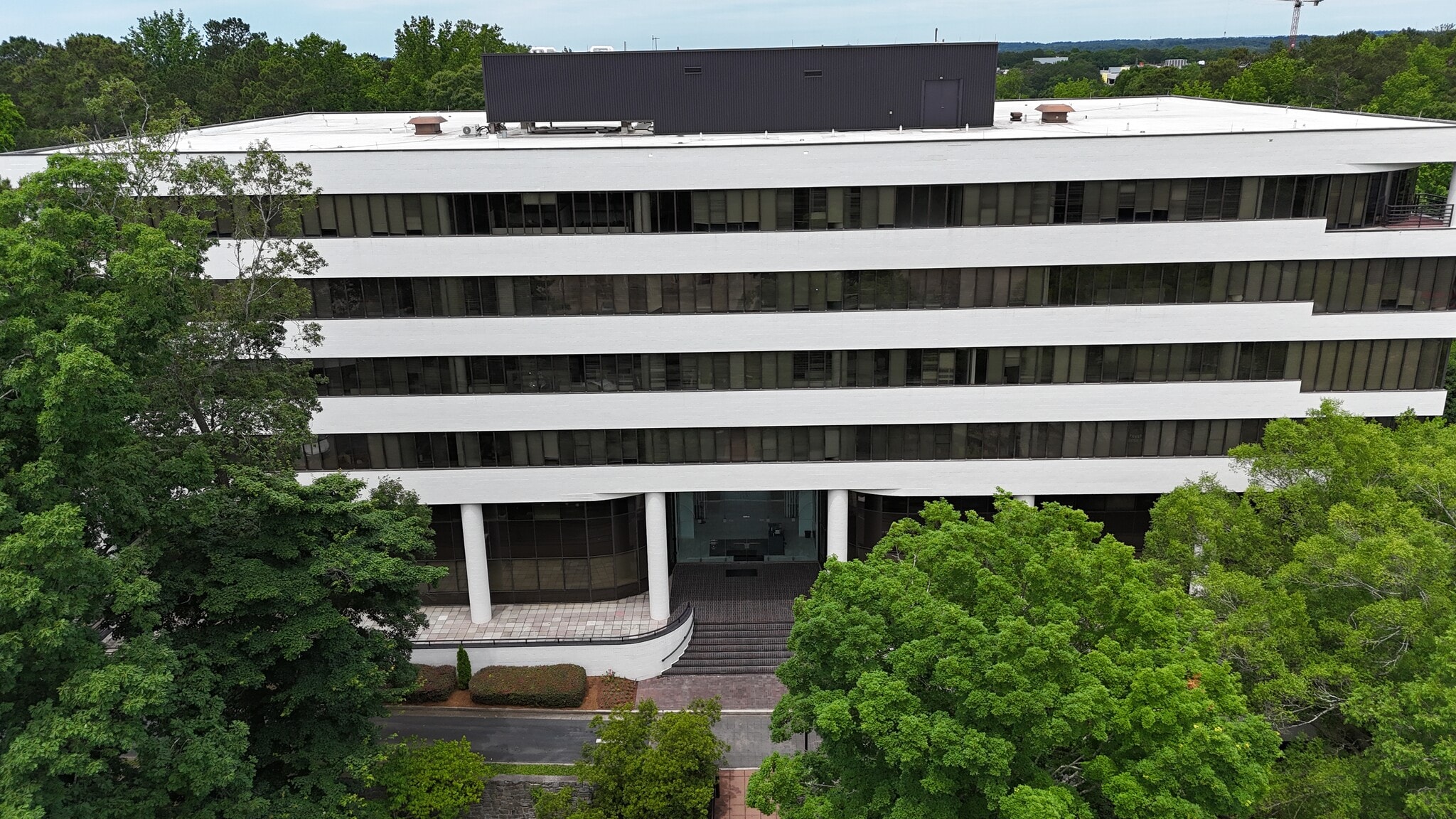 5550 Peachtree Pky, Peachtree Corners, GA for lease Building Photo- Image 1 of 13