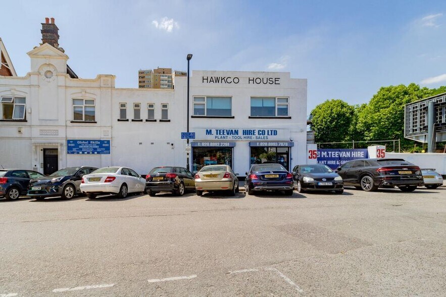 35 Horn Ln, Londres à vendre - Photo du bâtiment - Image 2 de 18