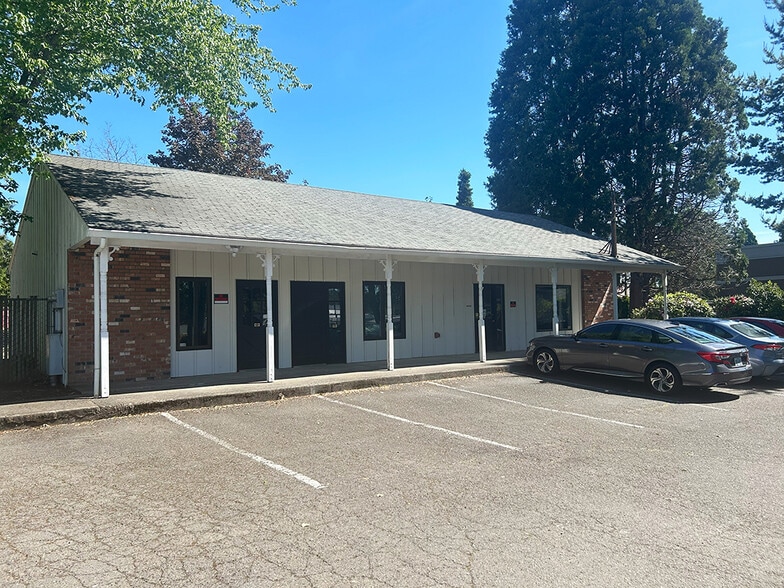 19635 SW Tualatin Valley Hwy, Beaverton, OR for sale - Building Photo - Image 3 of 26