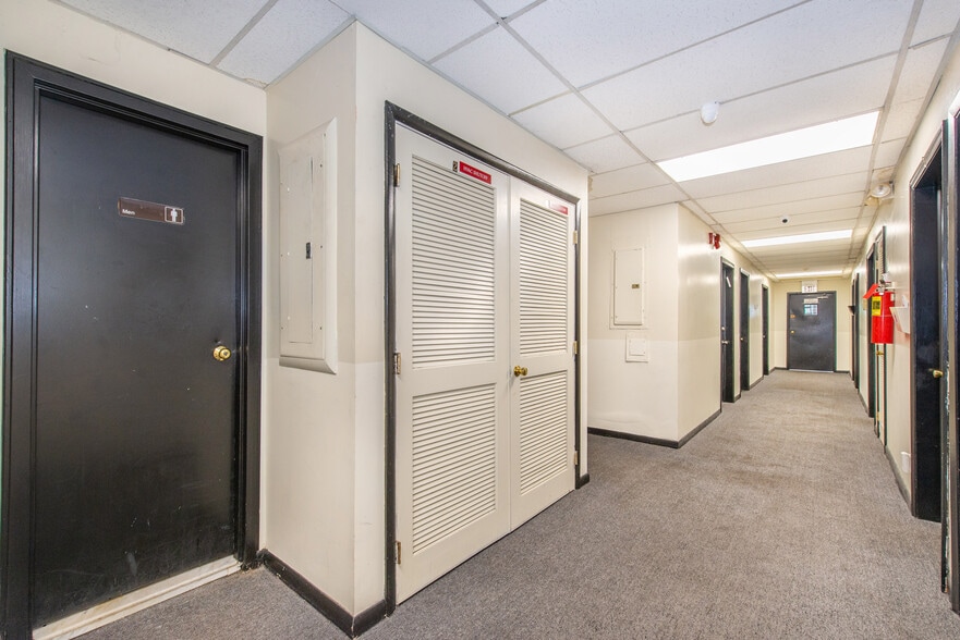 2810 Morris Ave, Union Township, NJ for lease - Interior Photo - Image 2 of 10