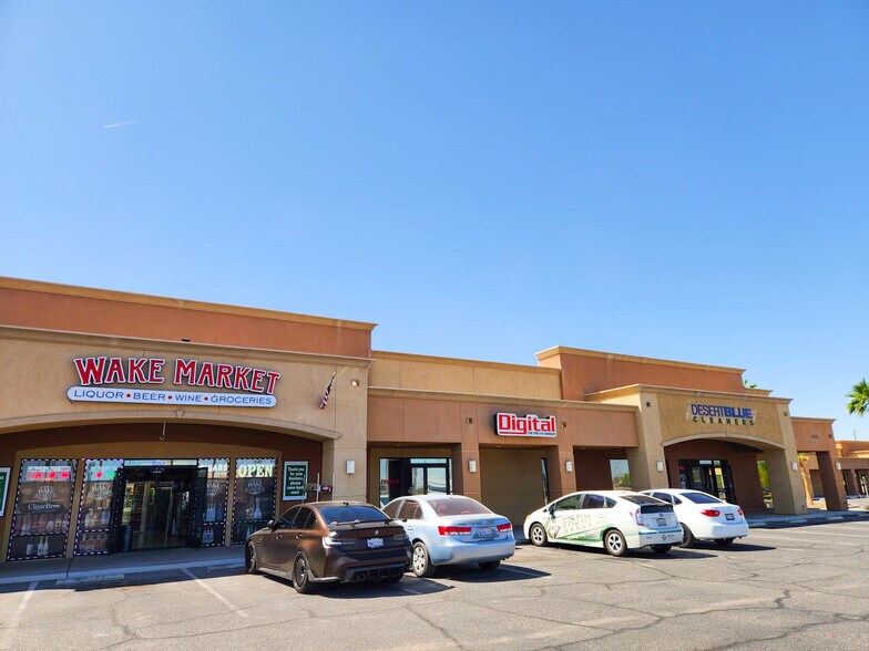 603 Wake Ave, El Centro, CA for lease - Building Photo - Image 1 of 5