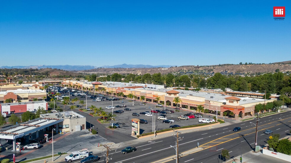 19317-19415 Soledad Canyon Rd, Santa Clarita, CA for lease - Building Photo - Image 2 of 16