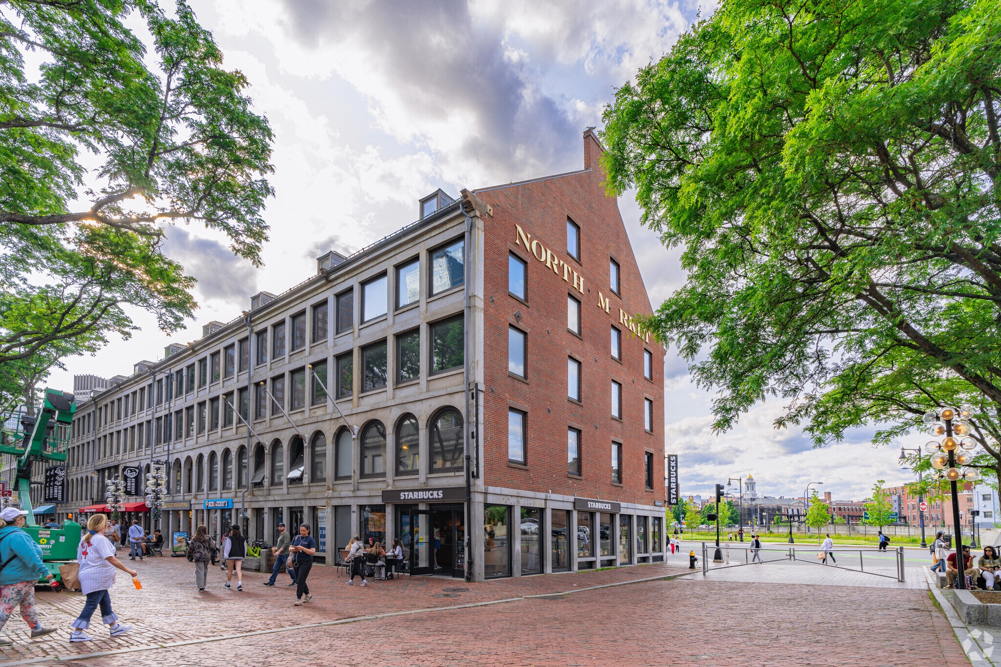 6-8 Faneuil Hall Market Pl, Boston, MA for lease Building Photo- Image 1 of 5