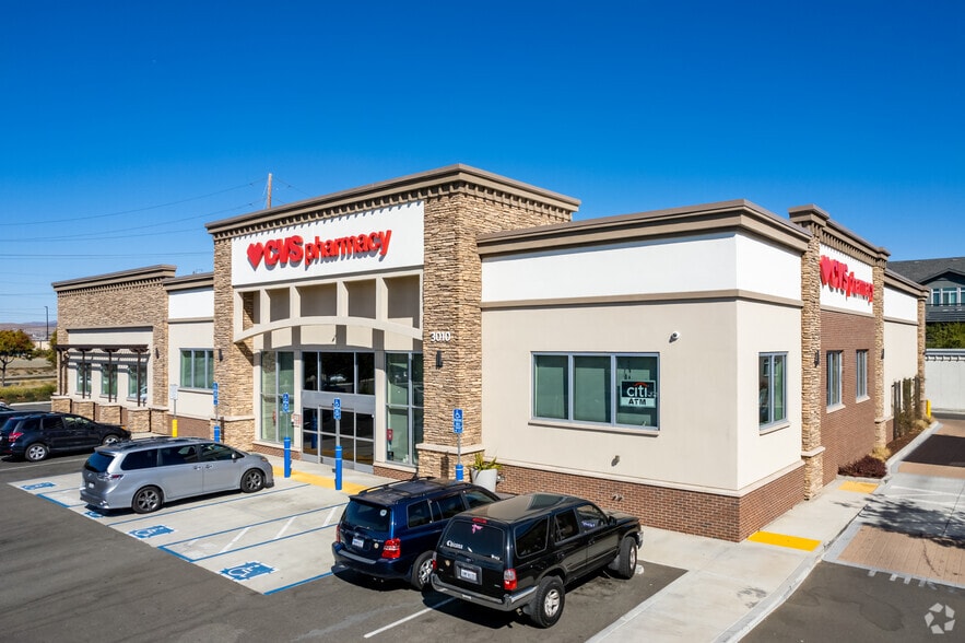 3010-3040 Bernal Ave, Pleasanton, CA for lease - Building Photo - Image 3 of 7