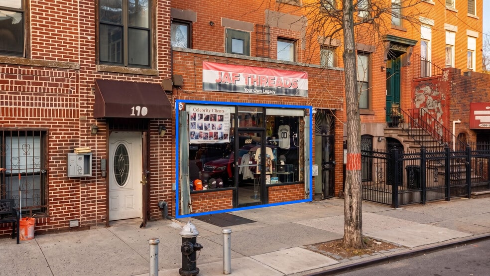 188 Tompkins Ave, Brooklyn, NY for lease - Primary Photo - Image 1 of 6