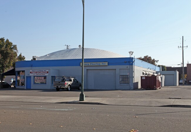 More details for 104-126 W 11th St, Tracy, CA - Retail for Sale