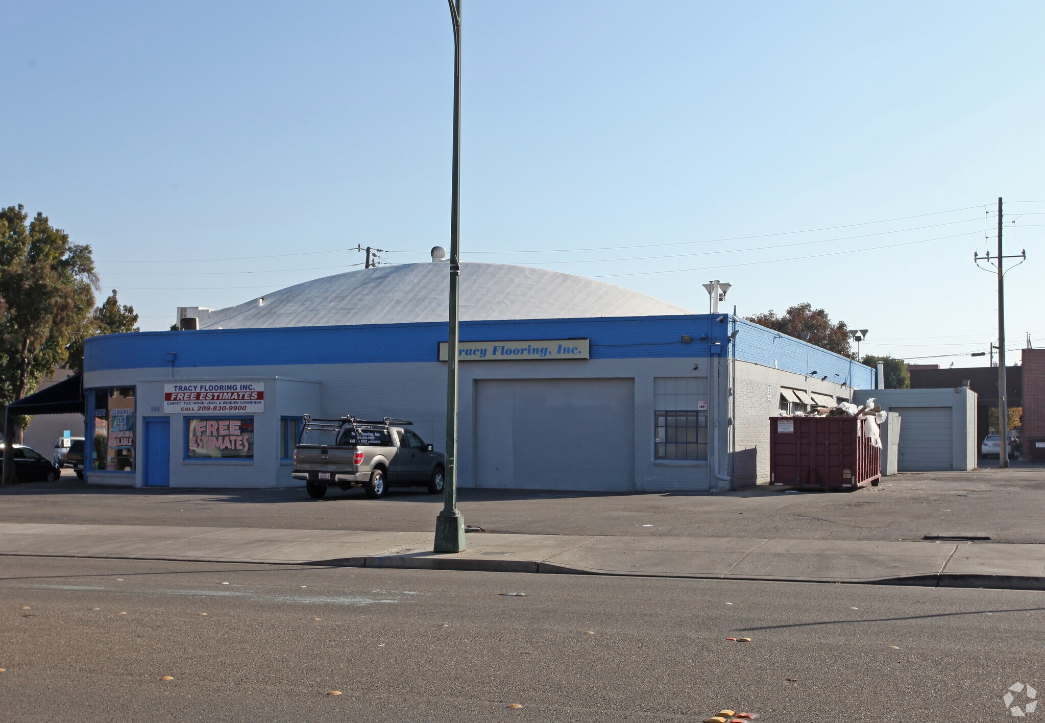 104-126 W 11th St, Tracy, CA à vendre Photo principale- Image 1 de 6