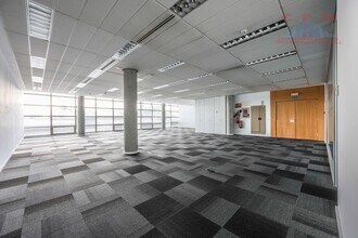 Office in Alcobendas, Madrid for lease Interior Photo- Image 2 of 11
