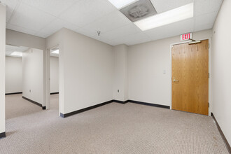 6196 Oxon Hill Rd, Oxon Hill, MD à louer Photo intérieure- Image 1 de 12