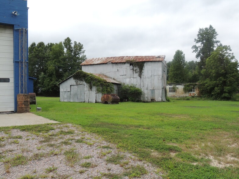 10353 Doyle Blvd, Mckenney, VA for sale - Building Photo - Image 3 of 11
