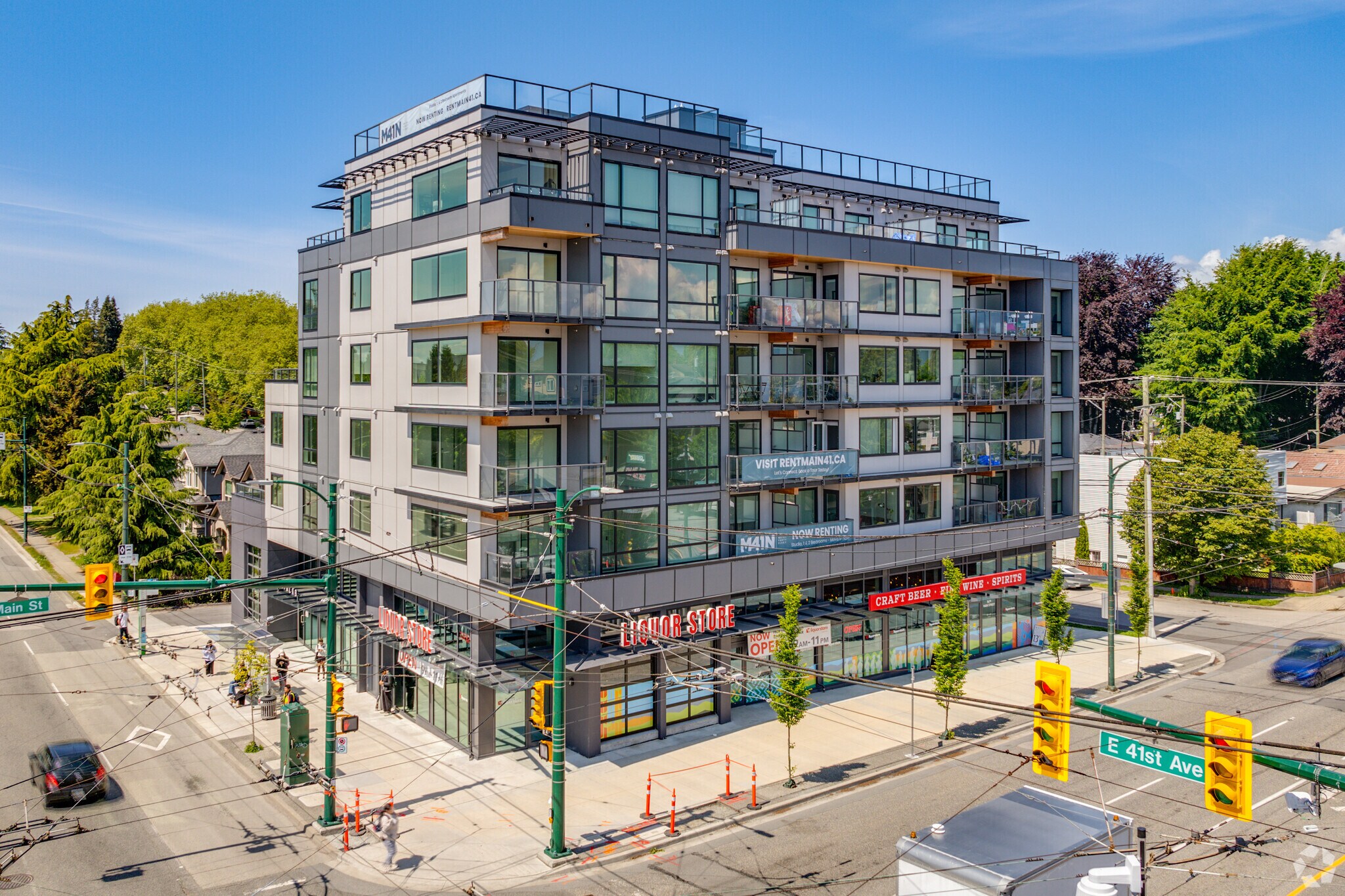 188 Woodstock Av E, Vancouver, BC à vendre Photo principale- Image 1 de 1