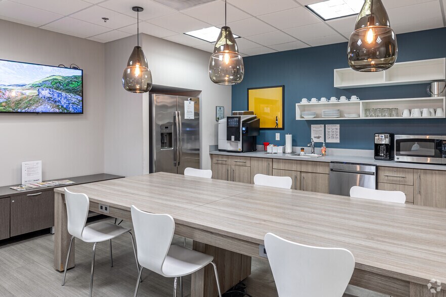 400 W Capitol Ave, Little Rock, AR for lease - Interior Photo - Image 3 of 13