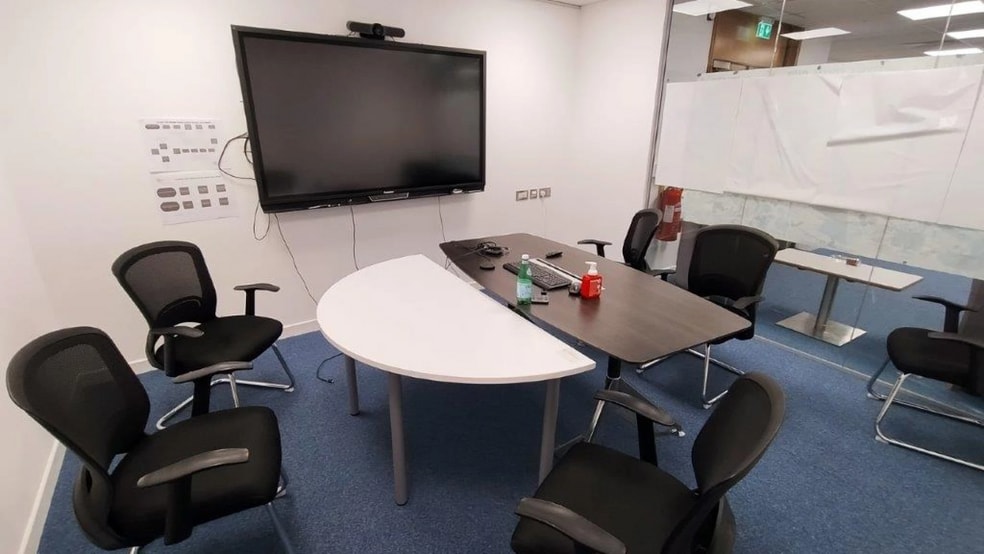 56 York Street, Belfast for sale - Interior Photo - Image 3 of 6