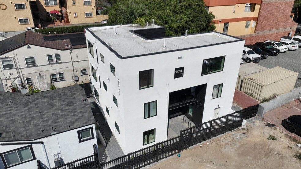 2521 Columbia St, San Diego, CA à vendre - Photo du bâtiment - Image 2 de 10