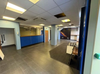 2-4A Upton Rd, Birkenhead for lease Interior Photo- Image 1 of 1