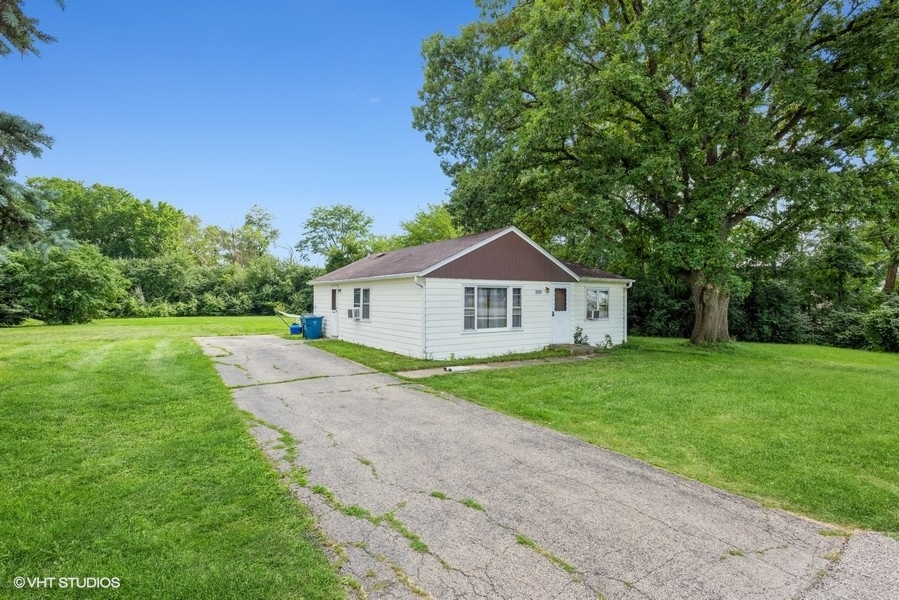 2505 75th St, Darien, IL à vendre Photo du bâtiment- Image 1 de 2