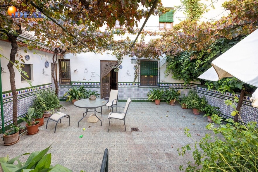 Calle San Ildefonso, 10, Peligros, Granada for sale - Building Photo - Image 2 of 29