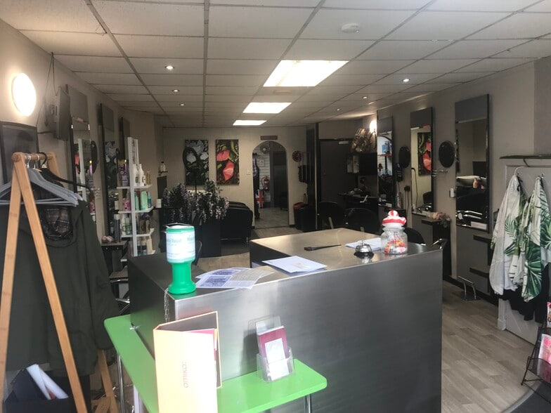 31-33 Abbey St, Accrington for sale - Interior Photo - Image 3 of 6