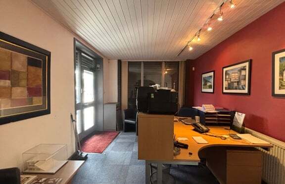18-20 Chorley Rd, Manchester, GTM M27 5AJ - Unit 20 - - Interior Photo - Image 2 of 12