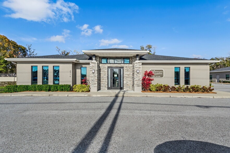 2716 Stonewood Park Loop, Land O' Lakes, FL for lease - Building Photo - Image 1 of 9