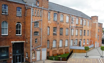 Lower Bond St, Hinckley à louer Photo du bâtiment- Image 2 de 6