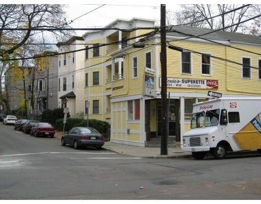 More details for 26 Surrey St, Cambridge, MA - Retail for Sale
