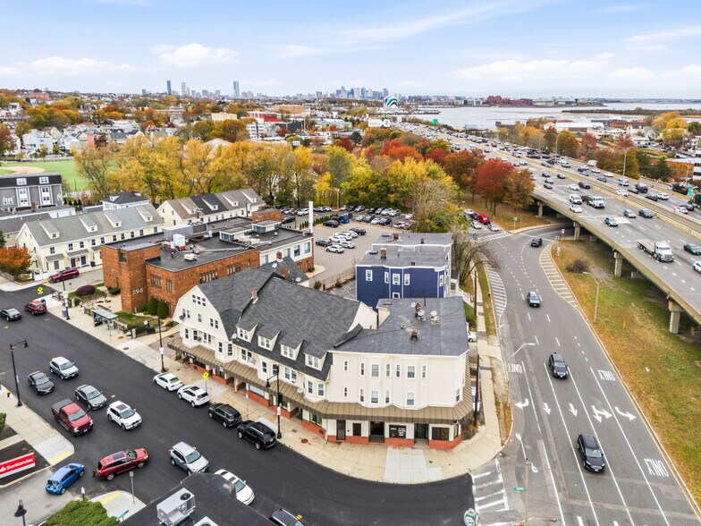 Neponset Portfolio portfolio of 3 properties for sale on LoopNet.ca - Building Photo - Image 2 of 38