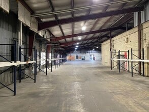 4177 N Illinois Route 251, Mendota, IL à louer Photo intérieure- Image 2 de 5