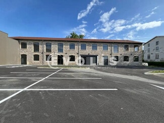 Plus de détails pour 8 Rue De La Pierre Bleue, Chaponost - Flex à vendre