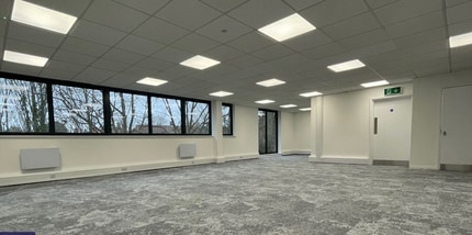 151-163 Dixons Hill Rd, North Mymms for lease Interior Photo- Image 1 of 1