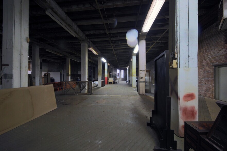 900 W Cermak Rd, Chicago, IL à louer - Photo intérieure - Image 2 de 16