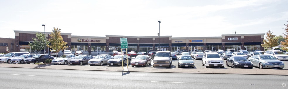 3102-3124 W North Ave, Melrose Park, IL for lease - Building Photo - Image 2 of 4