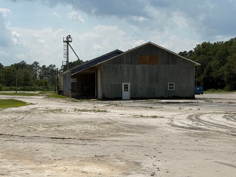 28536 US Highway 264 E, Belhaven, NC for sale - Building Photo - Image 3 of 40