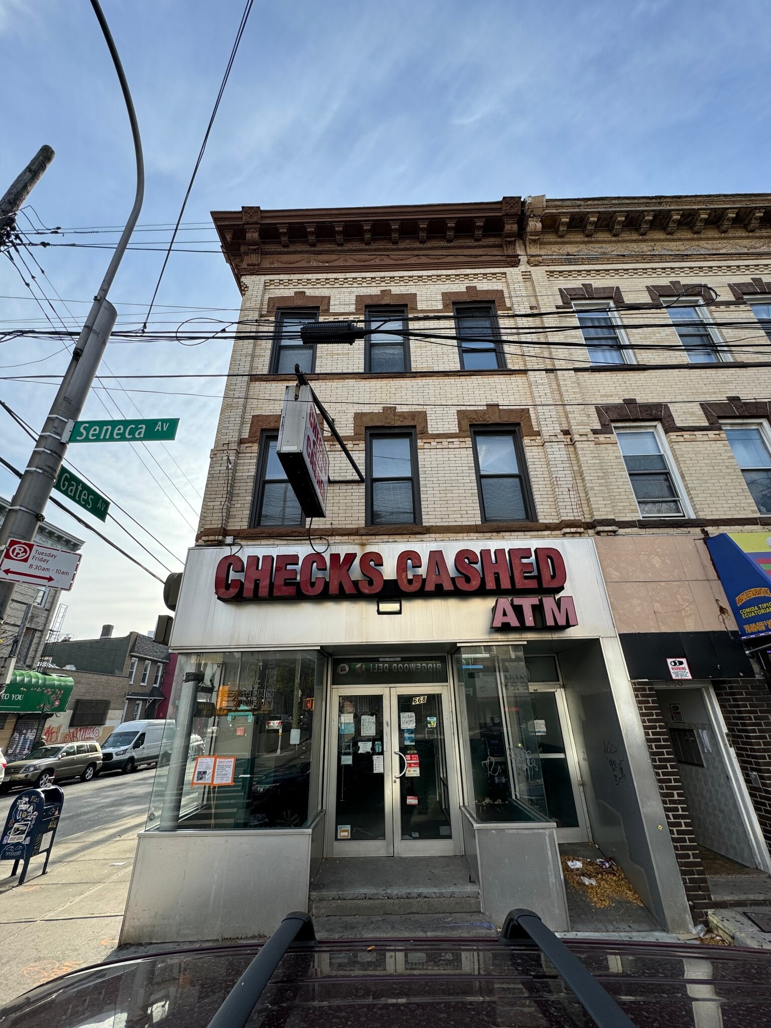 668 Seneca Ave, Ridgewood, NY à louer Photo du bâtiment- Image 1 de 10